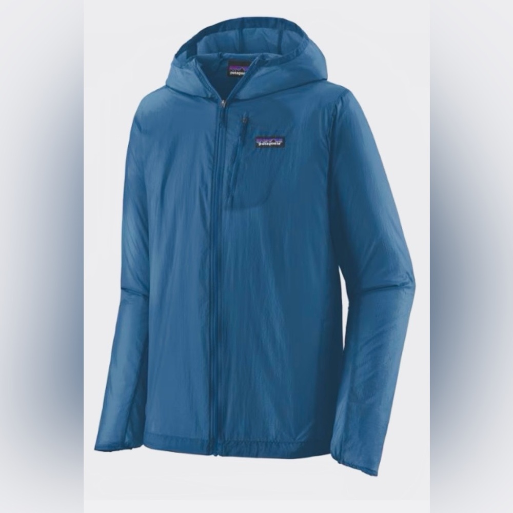 Patagonia Men's Houdini Jacket. Shade is Clement Blue.